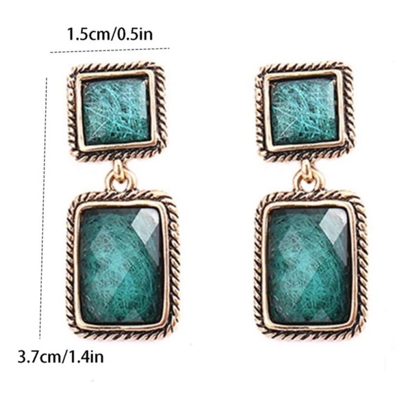 🦋 3/$24 Teal jeweled drop earrings / NWOT 🦋 - Picture 3 of 4